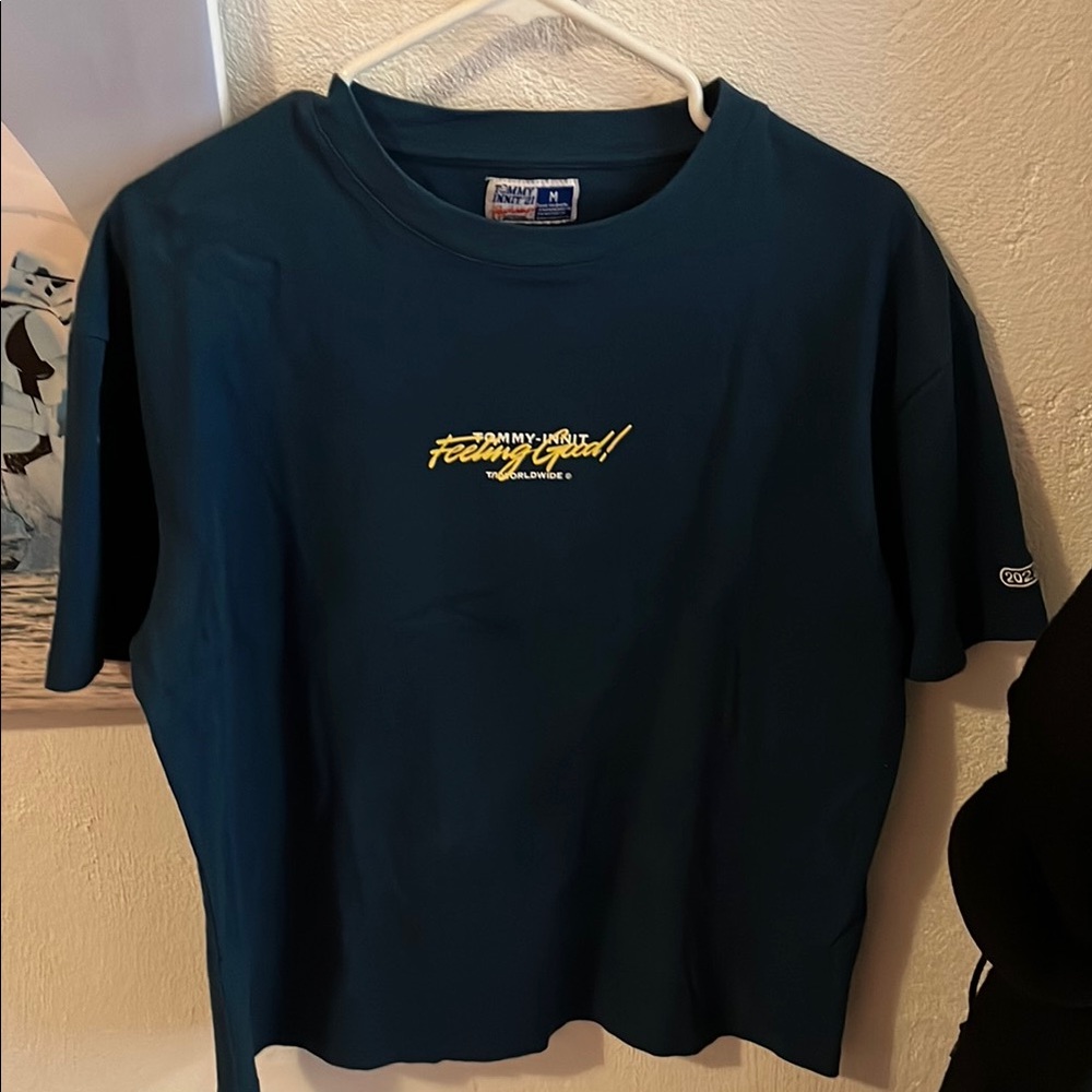Feeling Good Graphic Tee Tommyinnit Merch